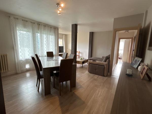 Appartement Chalon Sur Saône 5 pièce(s) 82 m² entièrement rénové