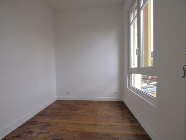 APPARTEMENT 2/3 PIECES - BAGNOLET