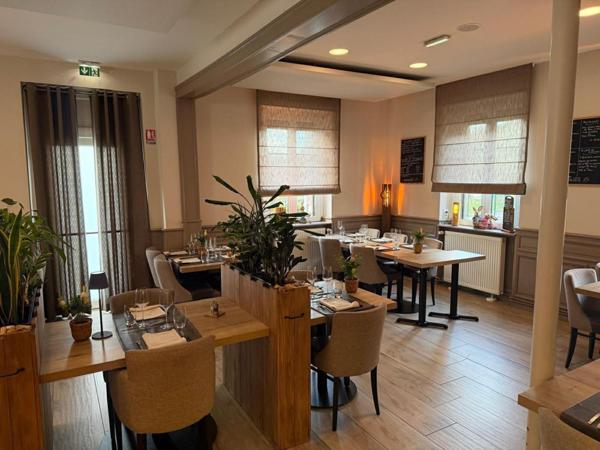 Opportunité Rare : Restaurant de Prestige au Cœur des Trois Frontières — Fonds de Commerce