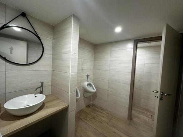 Opportunité Rare : Restaurant de Prestige au Cœur des Trois Frontières — Fonds de Commerce