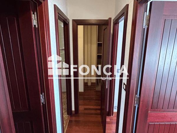 Location Appartement 3 pièces 80.24 m² - 15 RUE GRANGE DAME ROSE Velizy-villacoublay 78140