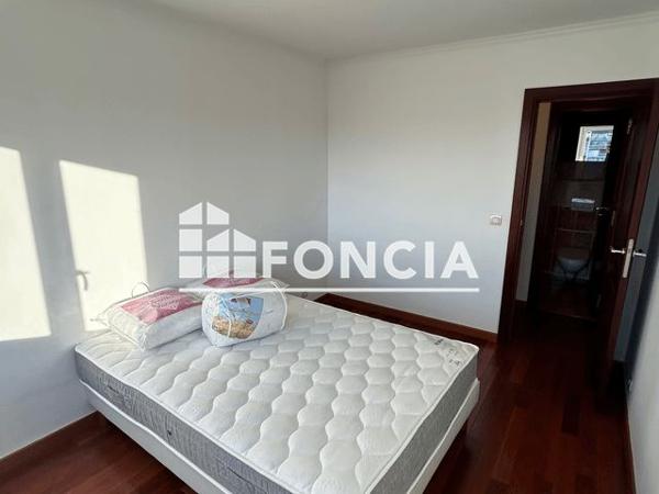 Location Appartement 3 pièces 80.24 m² - 15 RUE GRANGE DAME ROSE Velizy-villacoublay 78140