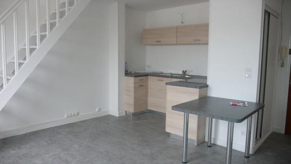 A LOUER T2 Duplex à CHOLET quartier GLISSEO