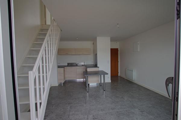 A LOUER T2 Duplex à CHOLET quartier GLISSEO