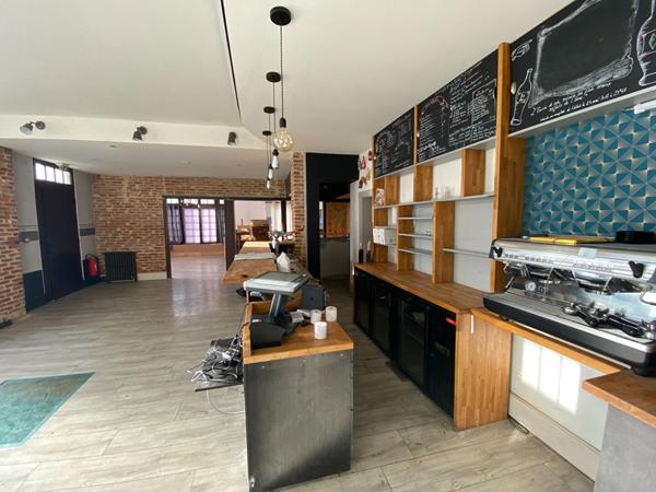 Carmaux, immeuble mixte de 889 m²