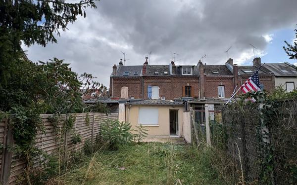 Immeuble à vendre    6 pièces • 85 m2 Amiens