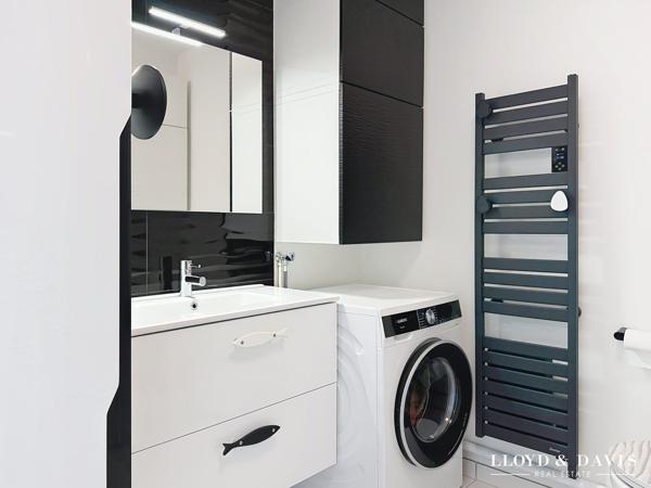 Appartement T2 asc, balcon et parking en s/sol