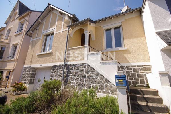 VENTE - MAISON QUARTIER SAINTE THERESE 2 CHAMBRES GRAND JARDIN + GARAGE.