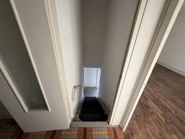 MAISON sur SOUS-SOL