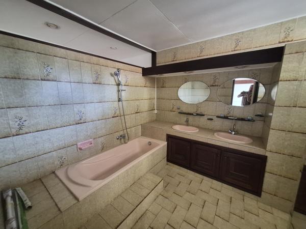 Maison T5 de caractère proche plage
