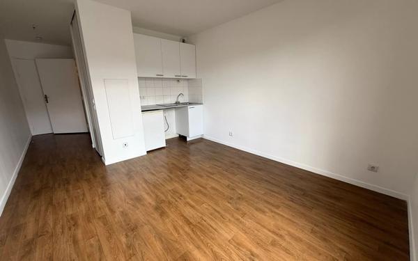 Appartement à louer    1 pièce •  Villeneuve-la-Garenne
