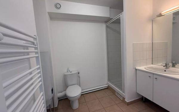 Appartement à louer    1 pièce •  Villeneuve-la-Garenne