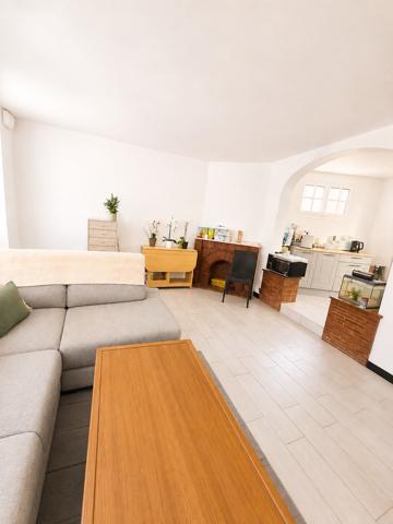 Gaillon – Maison de ville avec cour, garage et fort potentiel d’agrandissement