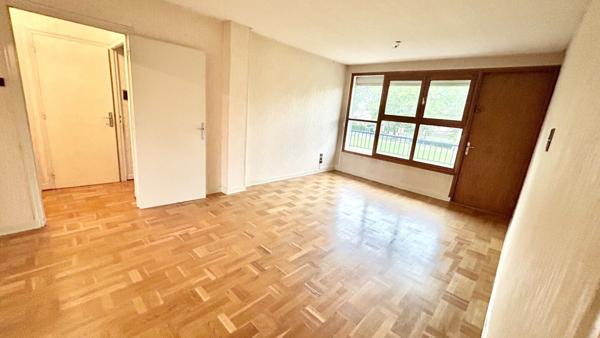 Vandoeuvre les Nancy - Charmois, T3 67m2, 1er étage, balcon