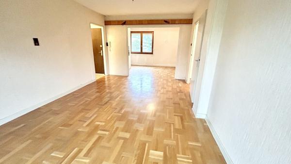 Vandoeuvre les Nancy - Charmois, T3 67m2, 1er étage, balcon