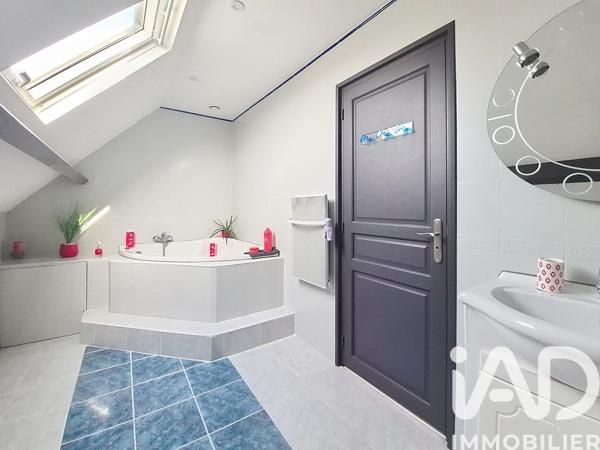 Maison à vendre 7 pièces 172 m² Méry-sur-Oise