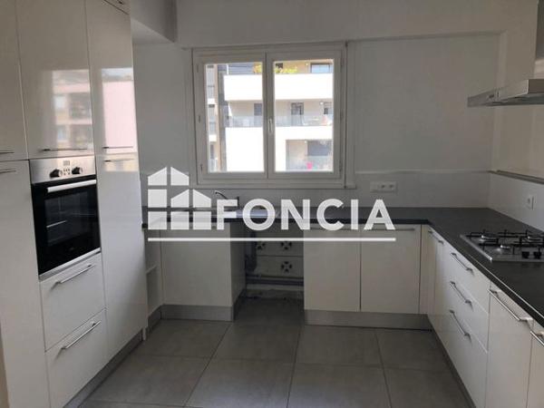 Location Appartement 7 pièces 191.08 m² - 12 QUAI DES INDES Lorient 56100