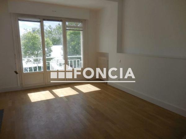 Location Appartement 7 pièces 191.08 m² - 12 QUAI DES INDES Lorient 56100