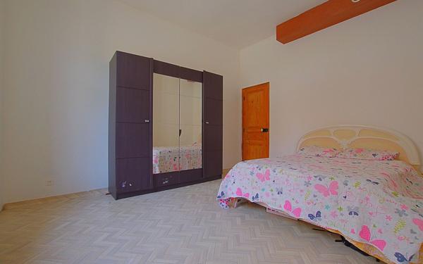 Maison à vendre    6 pièces •  Roye