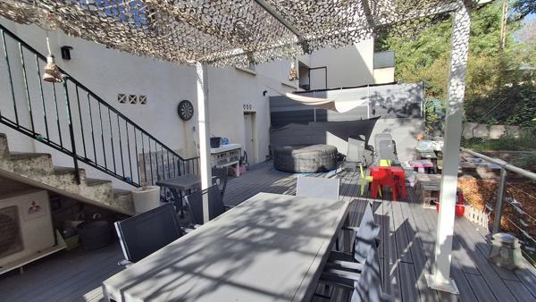 Pennes-Mirabeau (13170) Appartement type 4 + Grande Terrasse ,Jardin et cave