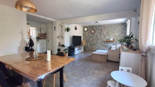 Pennes-Mirabeau (13170) Appartement type 4 + Grande Terrasse ,Jardin et cave