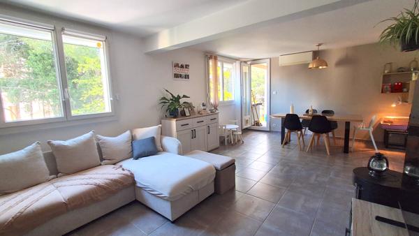 Pennes-Mirabeau (13170) Appartement type 4 + Grande Terrasse ,Jardin et cave