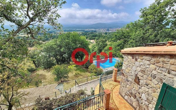 Maison à vendre    5 pièces •  Catllar