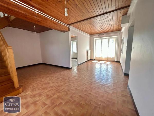 Maison à louer 4 pièces 93.7m² Mareau-aux-Prés (45370)