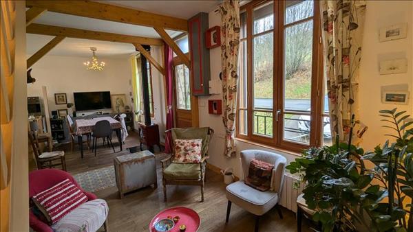 Maison à vendre |  Bourganeuf |  6 pièces | 107 m²