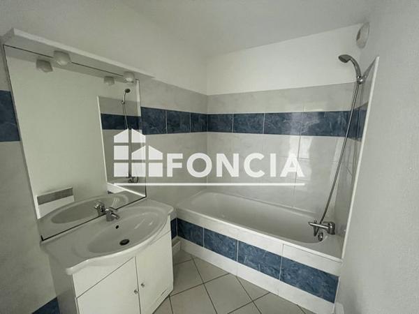 Location Appartement 3 pièces 67.95 m² - 54 ROUTE DE BEAUCAIRE Nimes Cedex 30000