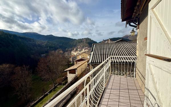 Maison à vendre    4 pièces • 60 m2 Valdrôme