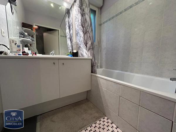 Appartement à louer 1 pièce 38.03m²