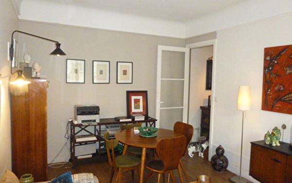 Appartement à louer    2 pièces • 46 m2 Paris 15