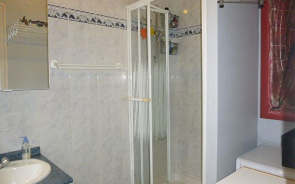 Appartement à louer    2 pièces • 46 m2 Paris 15