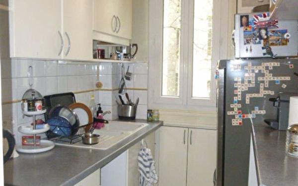 Appartement à louer    2 pièces • 46 m2 Paris 15