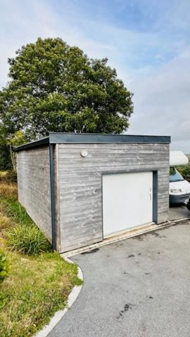 Un cadre idyllique, une maison lumineuse, un spa avec vue : votre havre de paix à Crozon