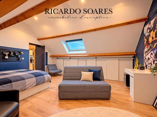 60700 PONT-SAINTE-MAXENCE (SARRON) - MAISON FAMILIALE 7 PIÈCES / 157 M2 AU SOL / 5 CHAMBRES / DOUBLE GARAGE / TERRAIN 876 M²