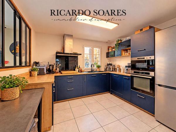 60700 PONT-SAINTE-MAXENCE (SARRON) - MAISON FAMILIALE 7 PIÈCES / 157 M2 AU SOL / 5 CHAMBRES / DOUBLE GARAGE / TERRAIN 876 M²