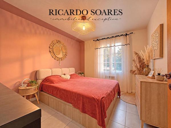 60700 PONT-SAINTE-MAXENCE (SARRON) - MAISON FAMILIALE 7 PIÈCES / 157 M2 AU SOL / 5 CHAMBRES / DOUBLE GARAGE / TERRAIN 876 M²