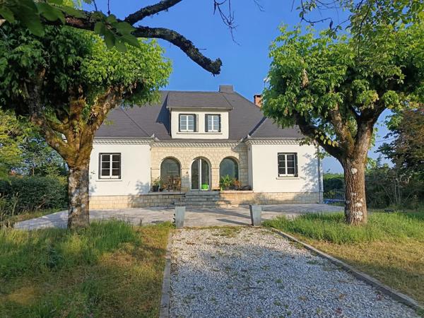 Vente Maison 6 pièces 156 m2 à Gourdon