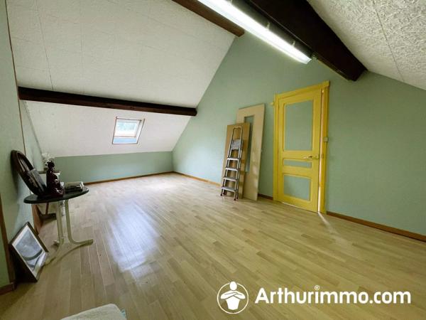 Vente                                                      Maison
                        
                     5 pièces                      121 m2                     à Hérimoncourt