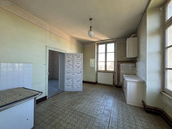 Maison à vendre à Cousance dans le Jura (39190), ref : 71111-128