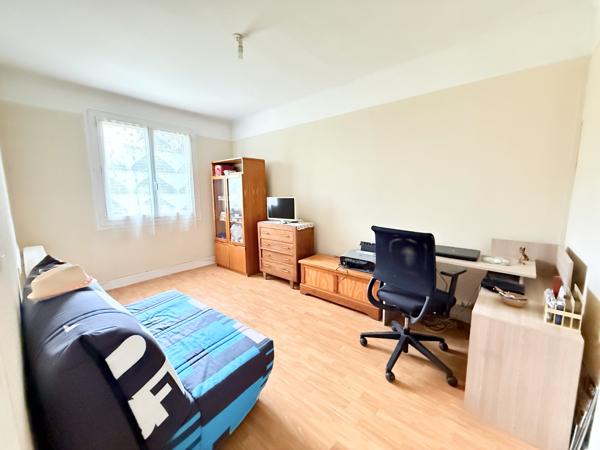 La Ferté-Gaucher (77320) Maison de plain-pied - 93m ² - sous-sol total