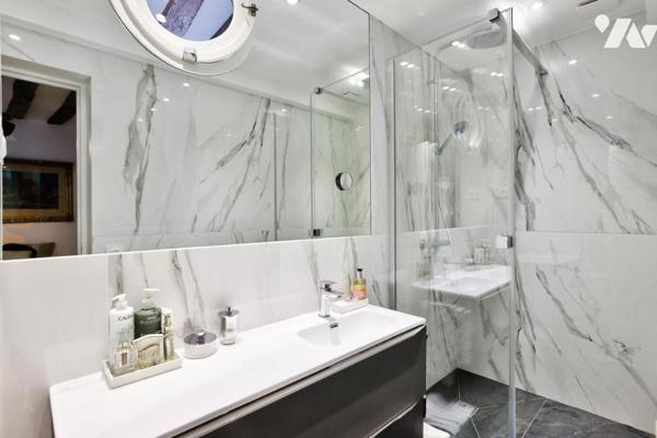 75005 Paris - Panthéon / Monge - Appartement 45 m² rénové avec terrasse de 35 m²