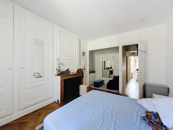 Appartement
         4 pièces
        - 132 m² 199 900 € *
