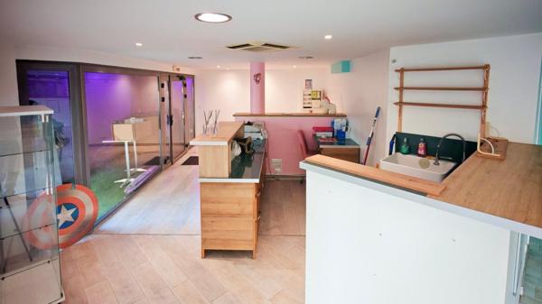 Local Commercial à FREJUS, 83600 - 1 pièce 53m²