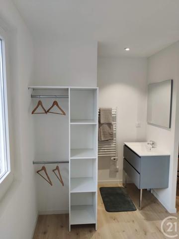 Immeuble à vendre  120 m2 NERIS LES BAINS - 03