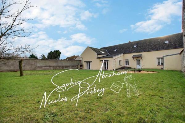 Maison en pierres rénovée, 6 chambres avec jardin et garage