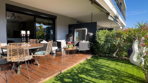 T3 Duplex comme une villa ! Plateaux Fleuris