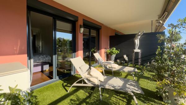 T3 Duplex comme une villa ! Plateaux Fleuris